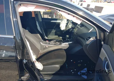 2018 Nissan Sentra S z USA, uszkodzony, nr VIN 3N1AB7AP8JY302780